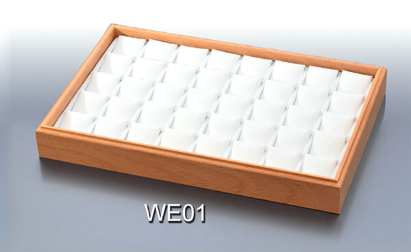 NATURAL WOODEN TRAYS